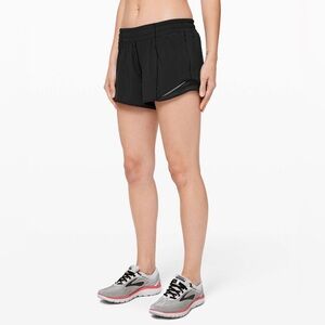 Lululemon Hotty Hot Short 4"